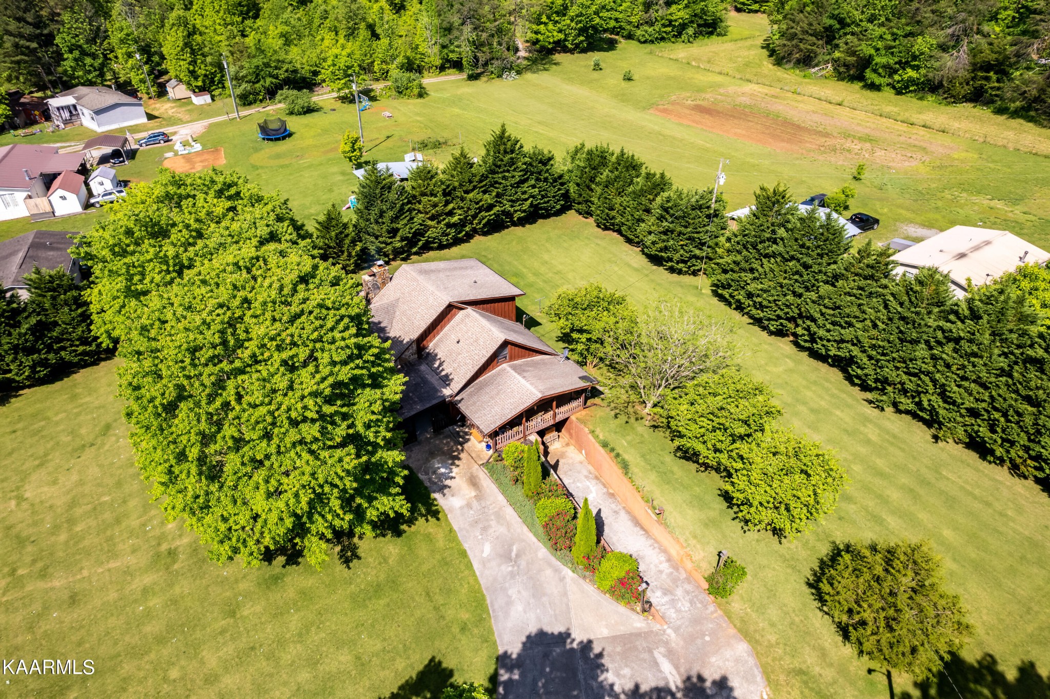 365 Dunn Road Tellico Plains, TN 37385 - Photo 35 of 48 Gallery Image 35