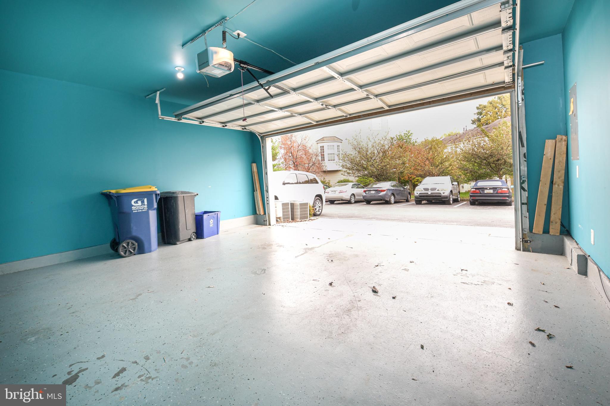 7024 Black Oak Road, Unit 216 Elkridge, MD 21075 - Photo 23 of 30 2-Car garage - view #1