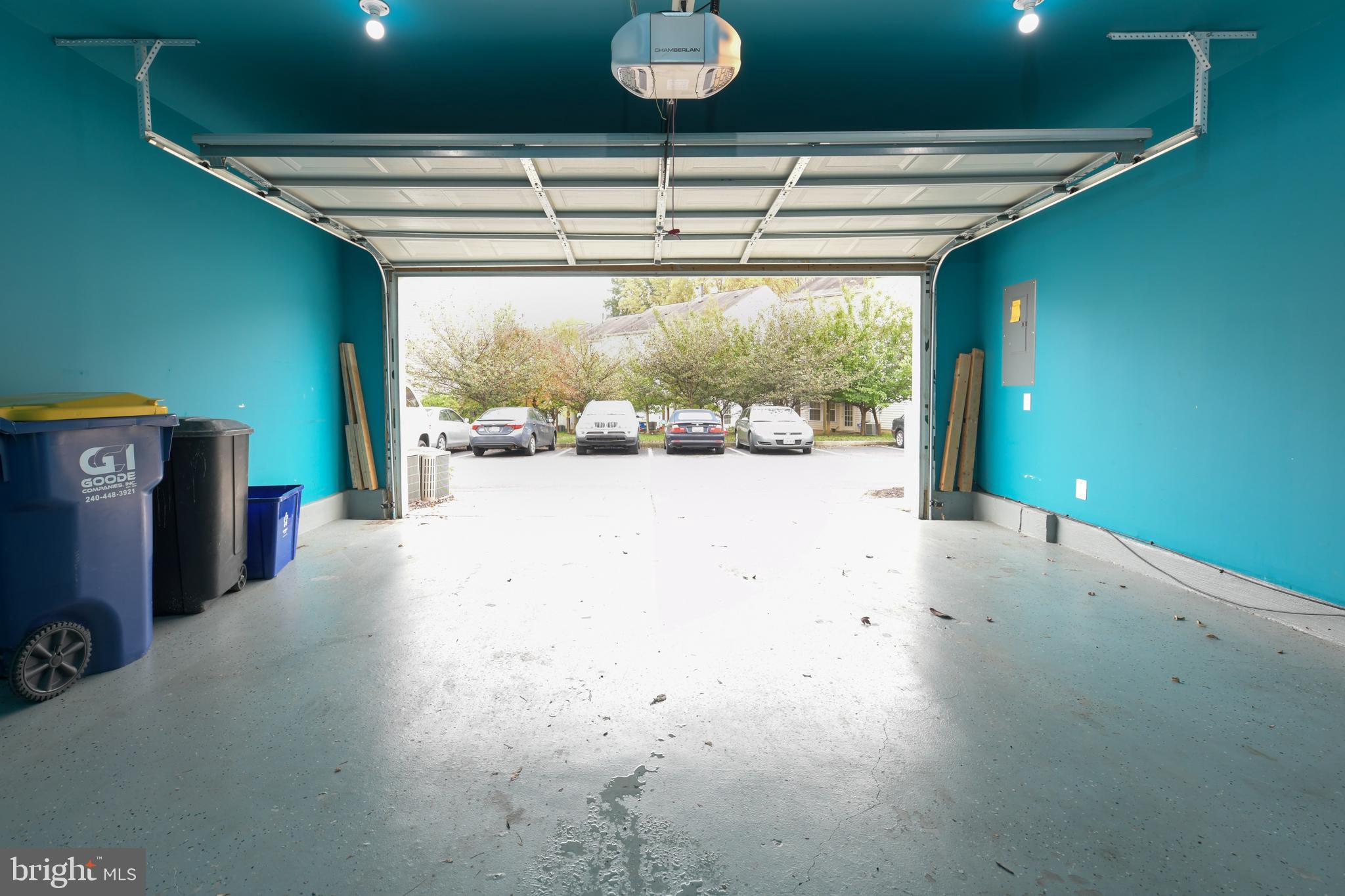 7024 Black Oak Road, Unit 216 Elkridge, MD 21075 - Photo 24 of 30 2-Car garage - view #2