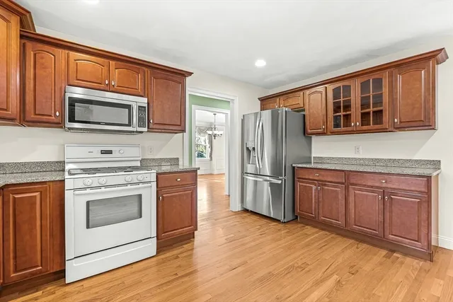 $1,049,000 | 109 Meadow Creek Drive, Dracut, MA 01826