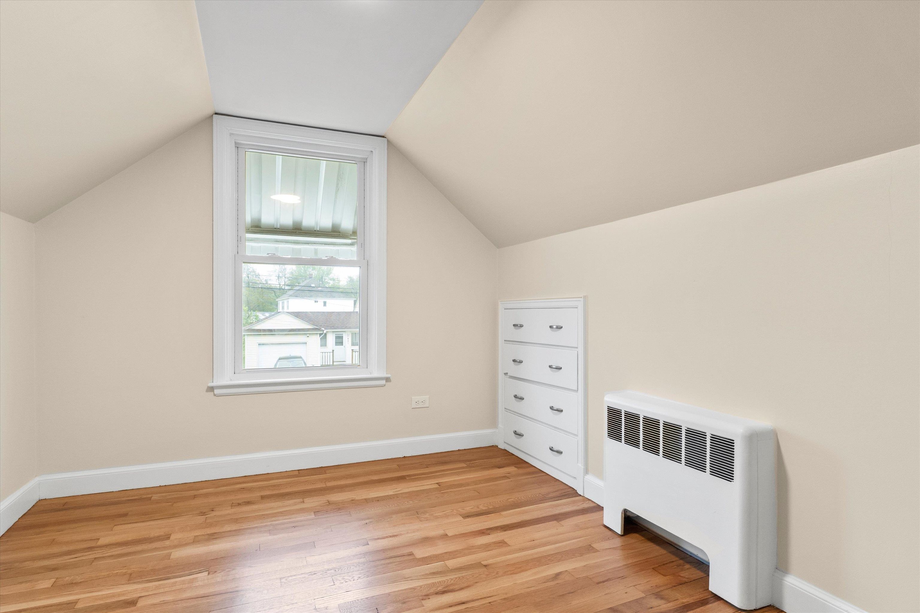 846 Howe Street Manchester, NH 03103 - Photo 27 of 42