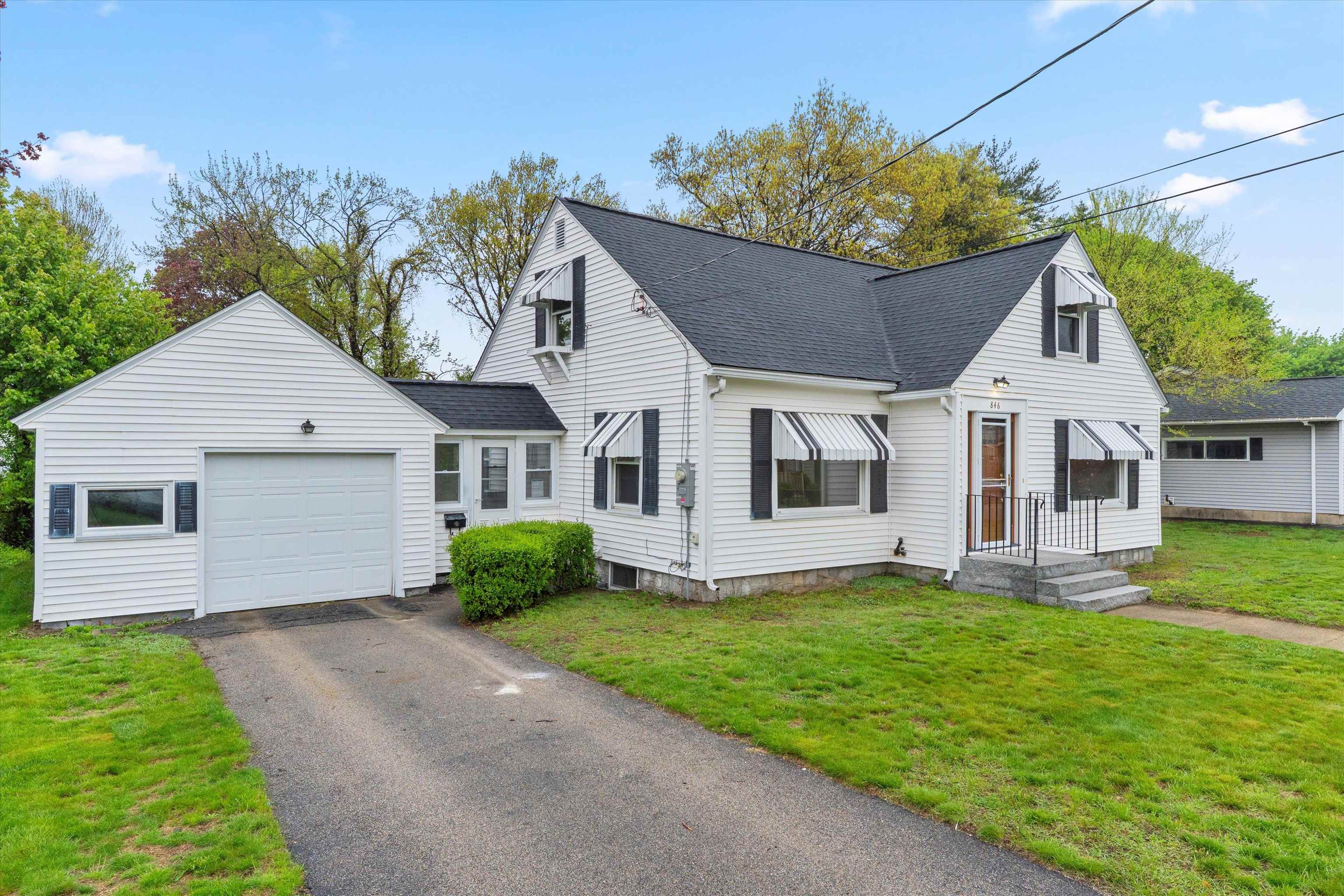 846 Howe Street Manchester, NH 03103 - Photo 3 of 42