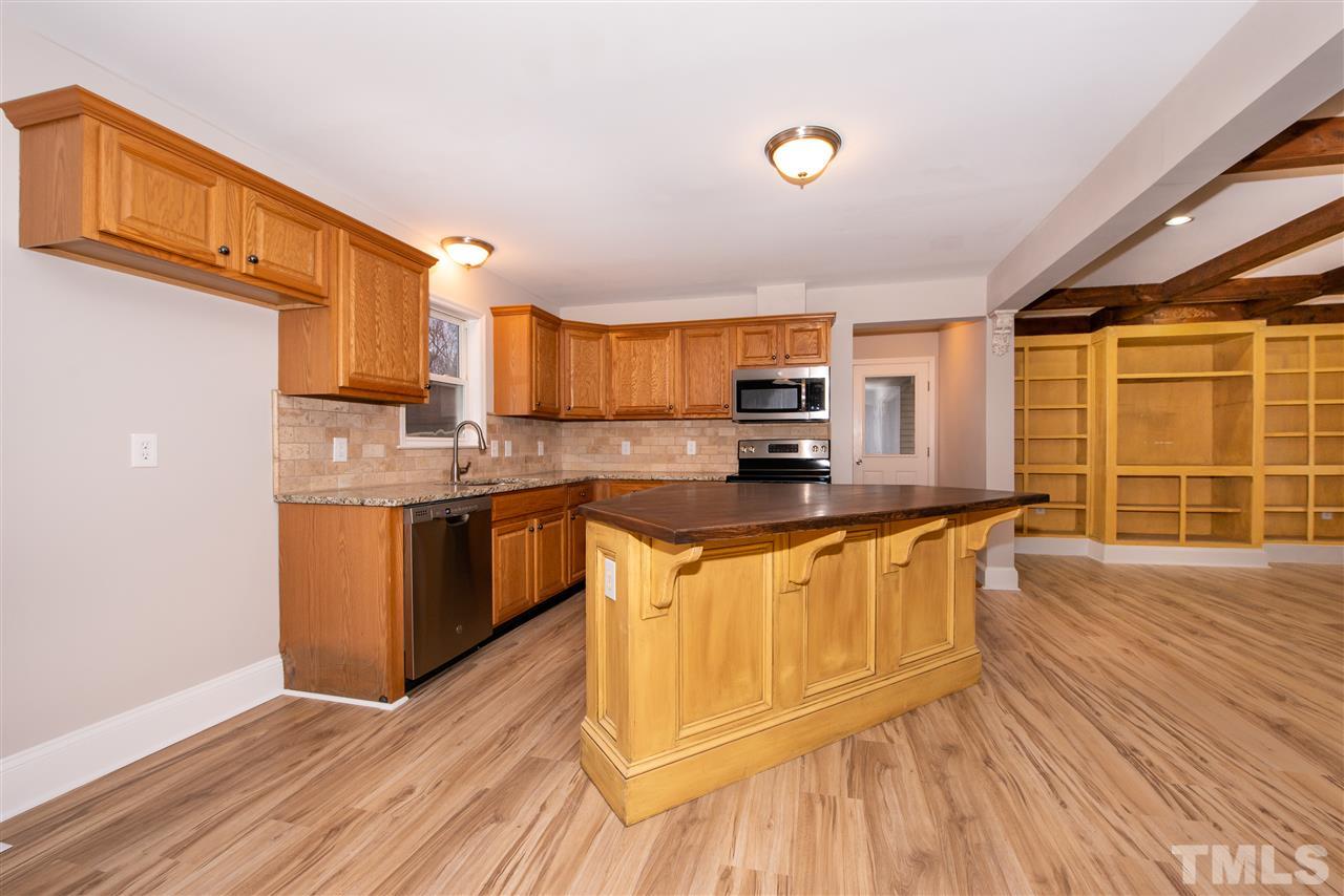 530 South Pleasant Coates Road Benson, NC 27504 - Photo 6 of 26 Gallery Image 6