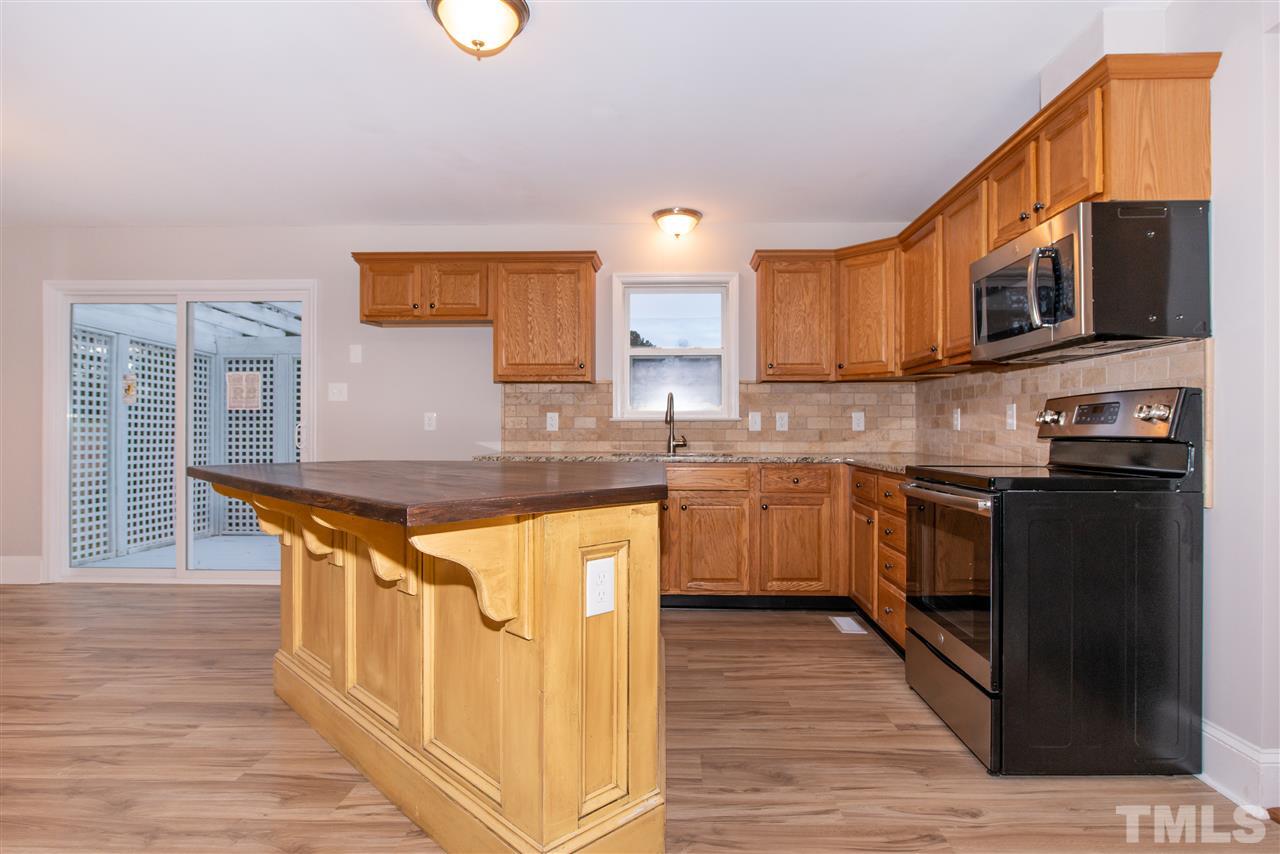 530 South Pleasant Coates Road Benson, NC 27504 - Photo 7 of 26 Gallery Image 7