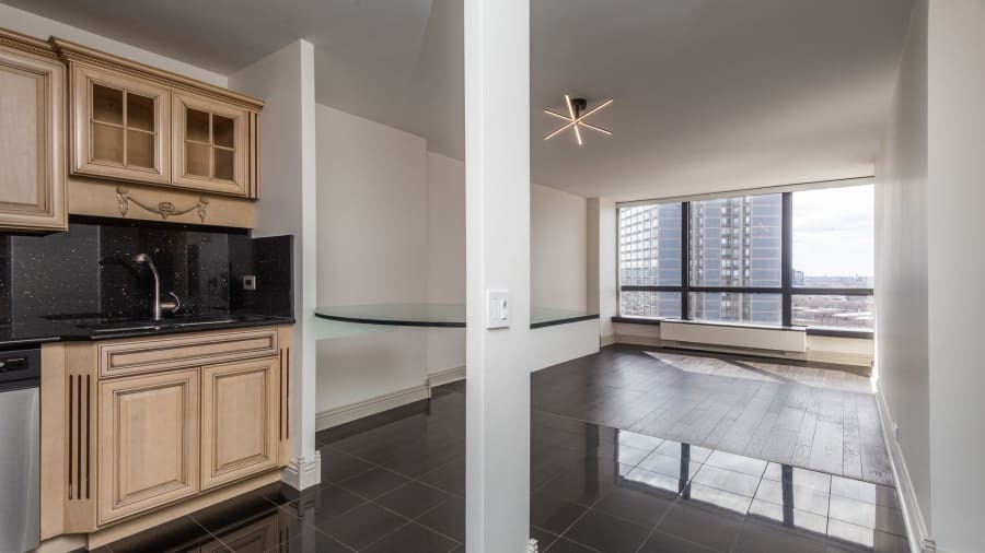 5415 North Sheridan Road, Unit 1414 Chicago, IL 60640 - Photo 11 of 29