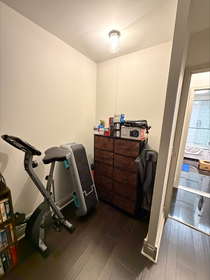 5415 North Sheridan Road, Unit 1414 Chicago, IL 60640 - Photo 25 of 29