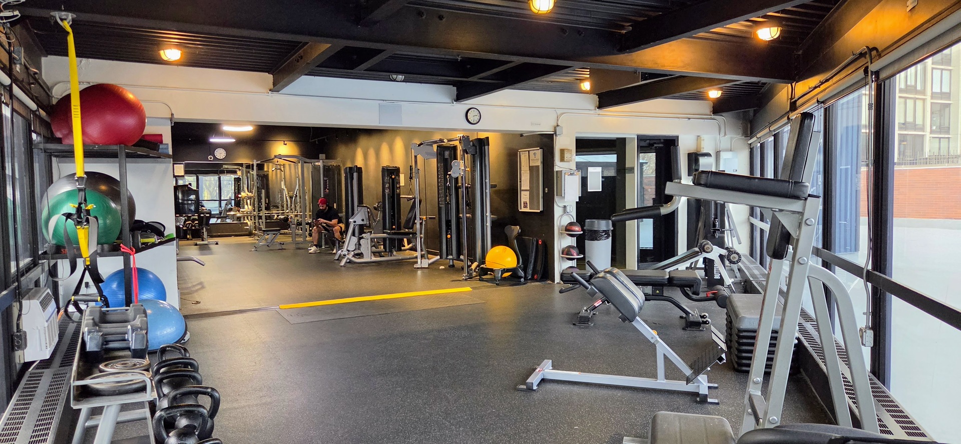 5415 North Sheridan Road, Unit 1414 Chicago, IL 60640 - Photo 6 of 29