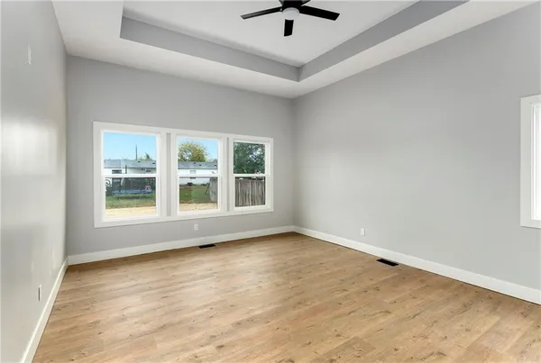 $499,500 | 149 South Linn Valley Drive, Linn Valley, KS 66040