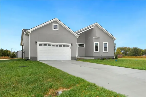 $499,500 | 149 South Linn Valley Drive, Linn Valley, KS 66040