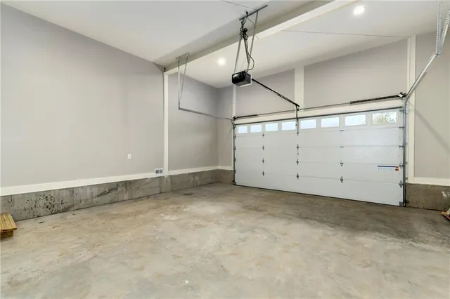 $499,500 | 149 South Linn Valley Drive, Linn Valley, KS 66040