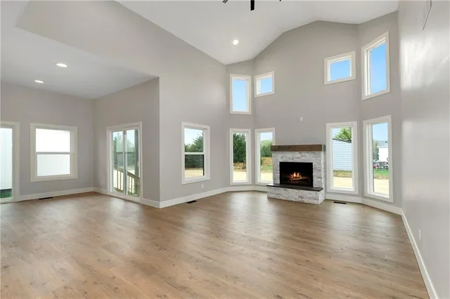 $499,500 | 149 South Linn Valley Drive, Linn Valley, KS 66040