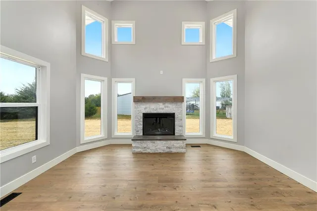 $499,500 | 149 South Linn Valley Drive, Linn Valley, KS 66040