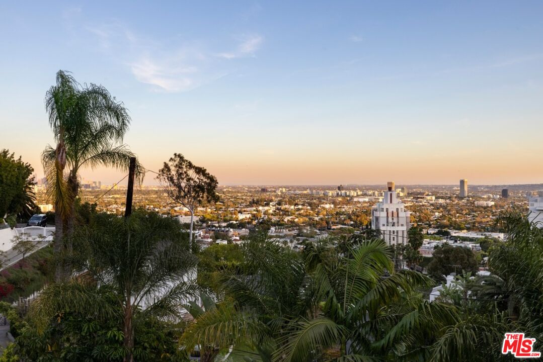 1472 North Kings Road West Hollywood, CA 90069 - Photo 22 of 23