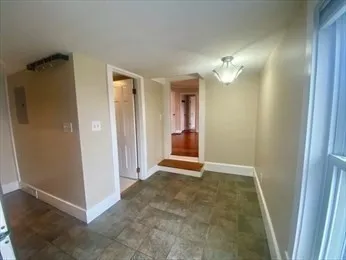 $2,000 | 35 Broad Street, Unit 3, Newburyport, MA 01950