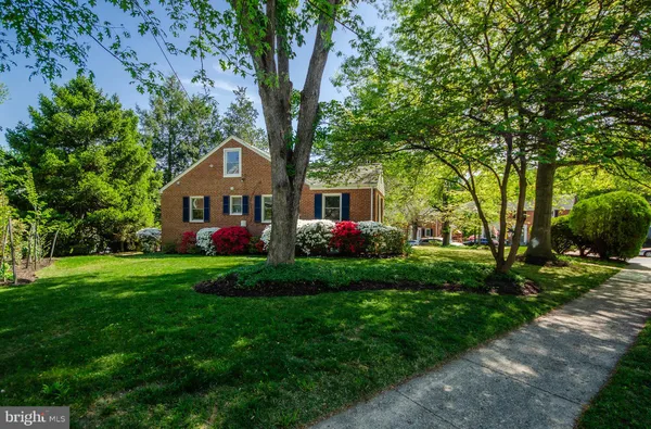 $1,139,000 | 944 North Potomac Street, Arlington, VA 22205