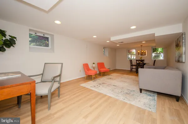 $1,139,000 | 944 North Potomac Street, Arlington, VA 22205
