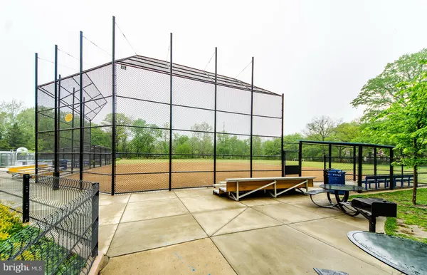 $1,139,000 | 944 North Potomac Street, Arlington, VA 22205