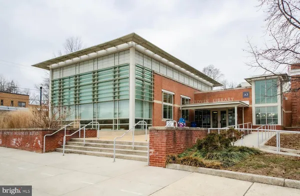 $1,139,000 | 944 North Potomac Street, Arlington, VA 22205
