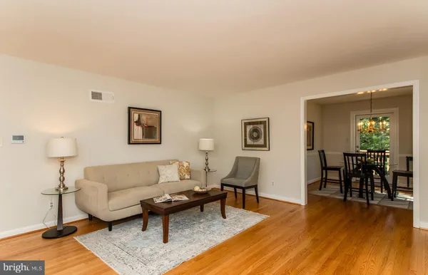 $1,139,000 | 944 North Potomac Street, Arlington, VA 22205