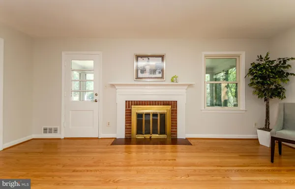 $1,139,000 | 944 North Potomac Street, Arlington, VA 22205