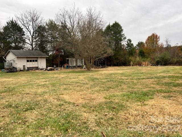 4187 Old State Road Newton, NC 28658 - Photo 20 of 23 Gallery Image 20