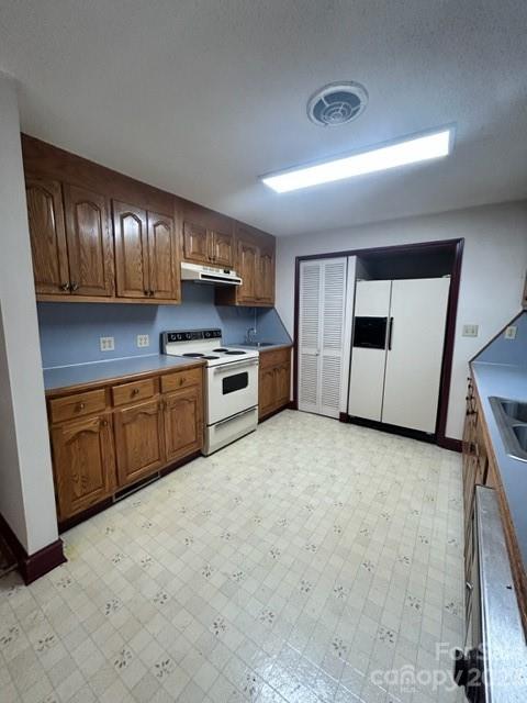 4187 Old State Road Newton, NC 28658 - Photo 2 of 23 Gallery Image 2