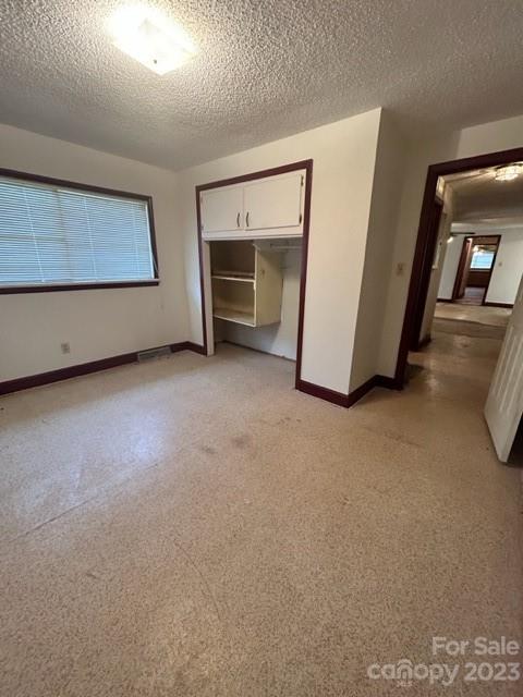4187 Old State Road Newton, NC 28658 - Photo 5 of 23 Gallery Image 5