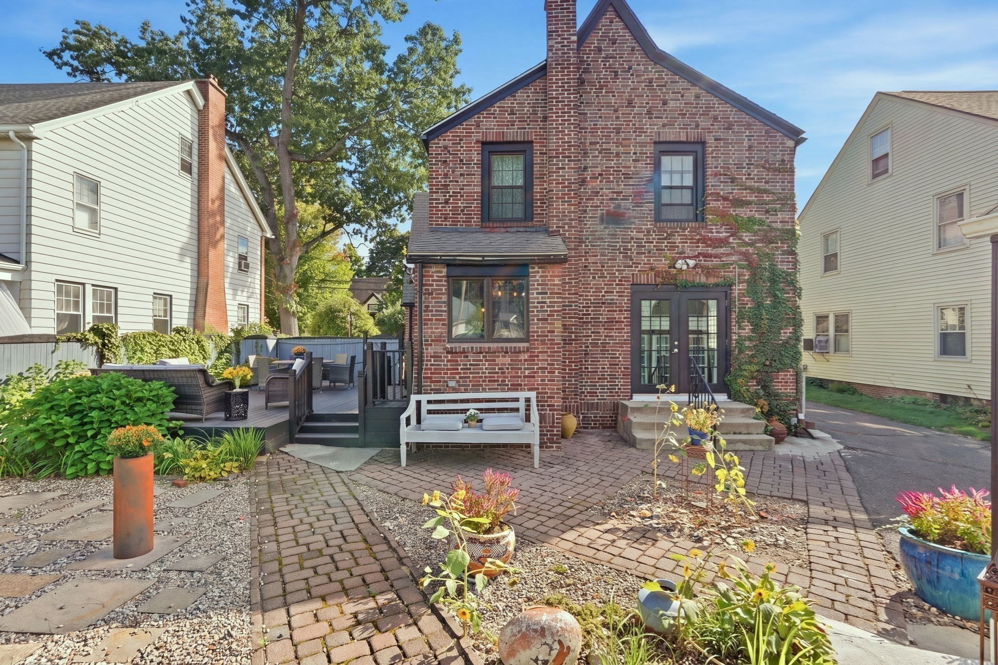 104 Wayne Street Springfield, MA 01118 - Photo 37 of 42 Gallery Image 37