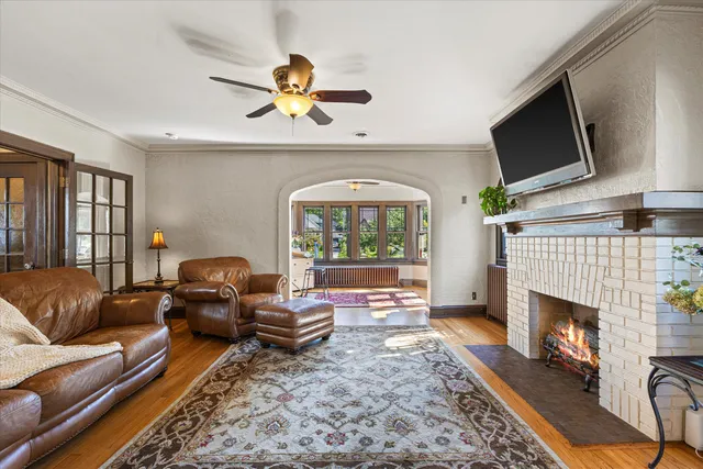 $749,900 | 4101 North Morris Boulevard, Shorewood, WI 53211