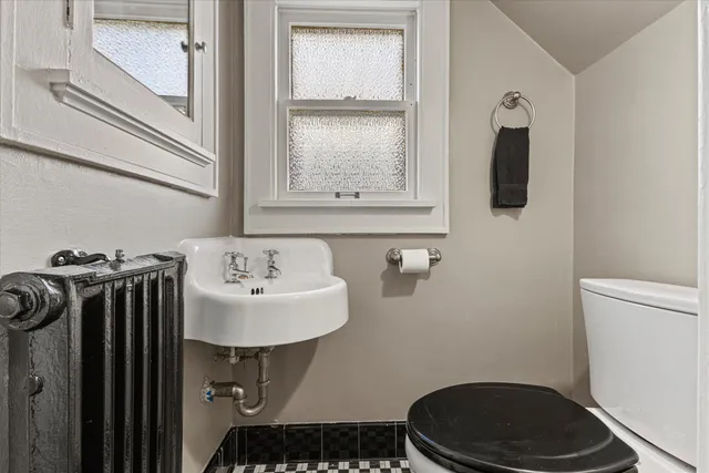 $749,900 | 4101 North Morris Boulevard, Shorewood, WI 53211