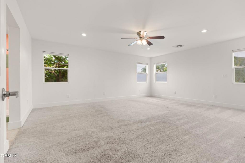 449 Clay Street Fillmore, CA 93015 - Photo 25 of 60