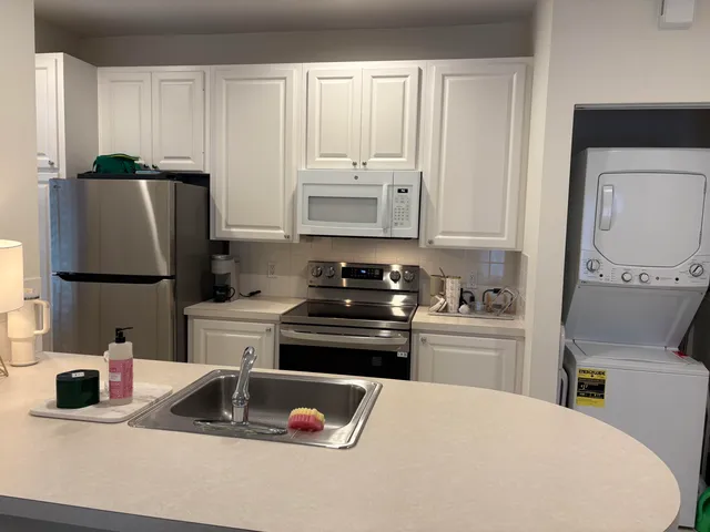 $2,000 | 168 Florence Drive, Unit B, Jupiter, FL 33458