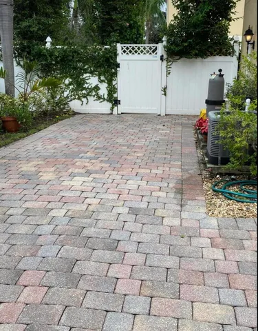 $2,000 | 168 Florence Drive, Unit B, Jupiter, FL 33458