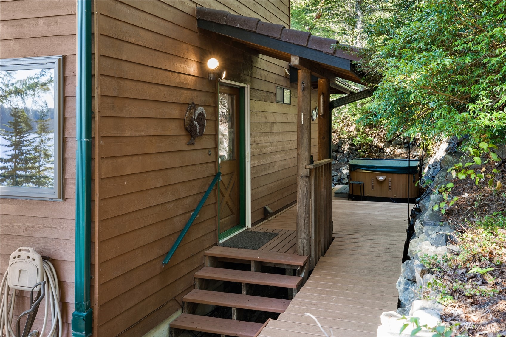 2141 Mason Benson Road East Grapeview, WA 98546 - Photo 10 of 40 a view of entryway of the house