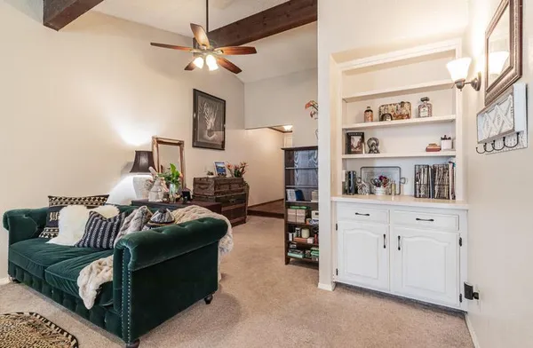 $305,000 | 445 Quill Lane, Clovis, CA 93612