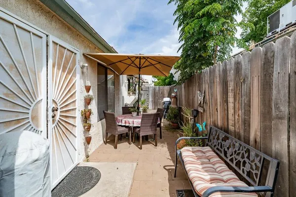 $305,000 | 445 Quill Lane, Clovis, CA 93612