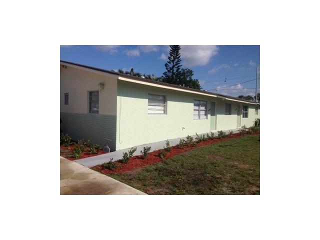 5798 Coconut Road West Palm Beach, FL 33413 - Photo 1 of 7 Primary Photo