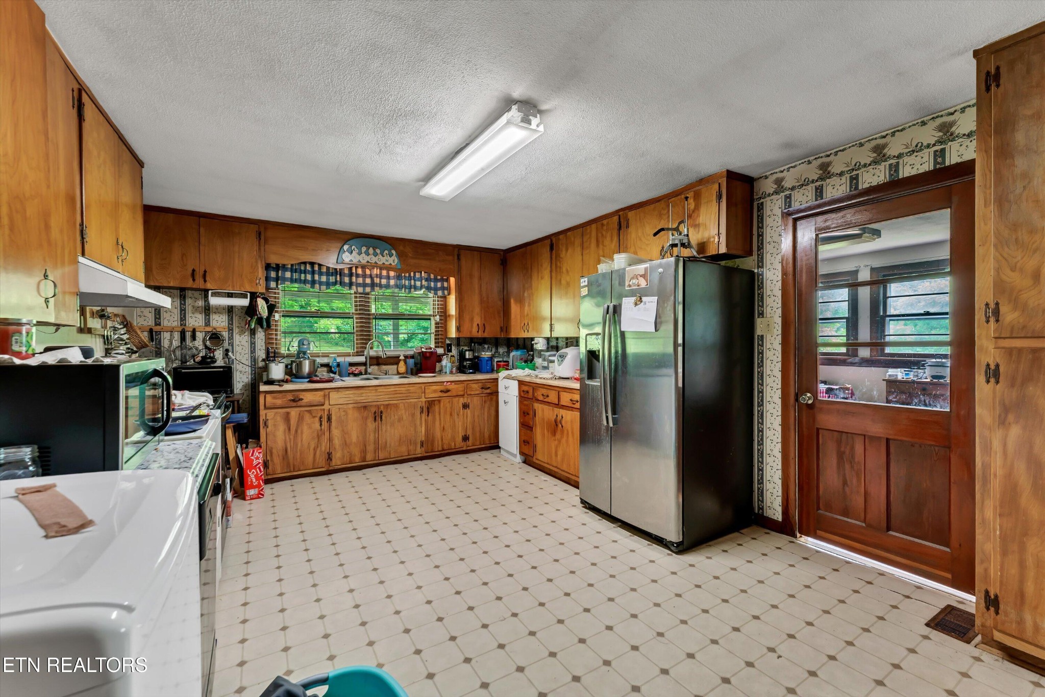 123 Sexton Lane Clinton, TN 37716 - Photo 12 of 41