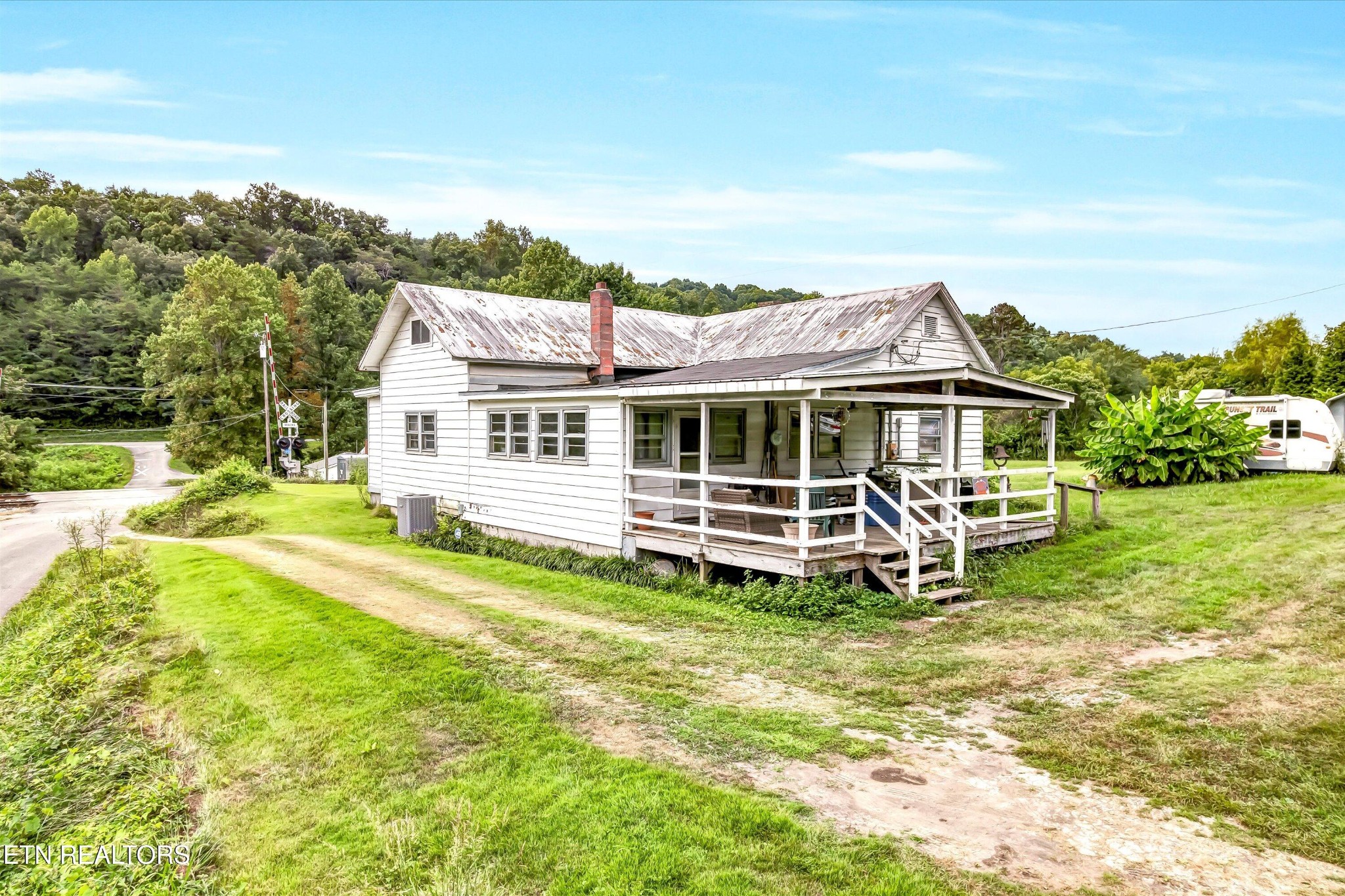 123 Sexton Lane Clinton, TN 37716 - Photo 22 of 41