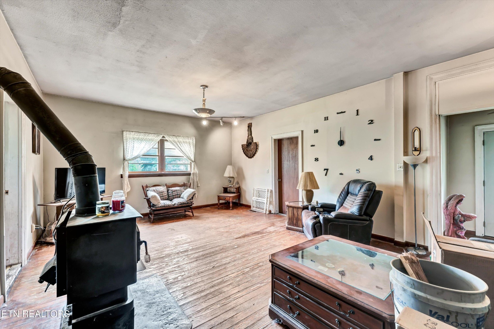 123 Sexton Lane Clinton, TN 37716 - Photo 7 of 41