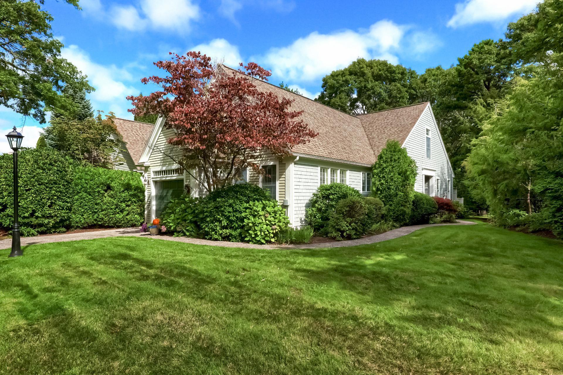 9 Darby Point Mashpee, MA 02649 - Photo 1 of 42 Front Yard