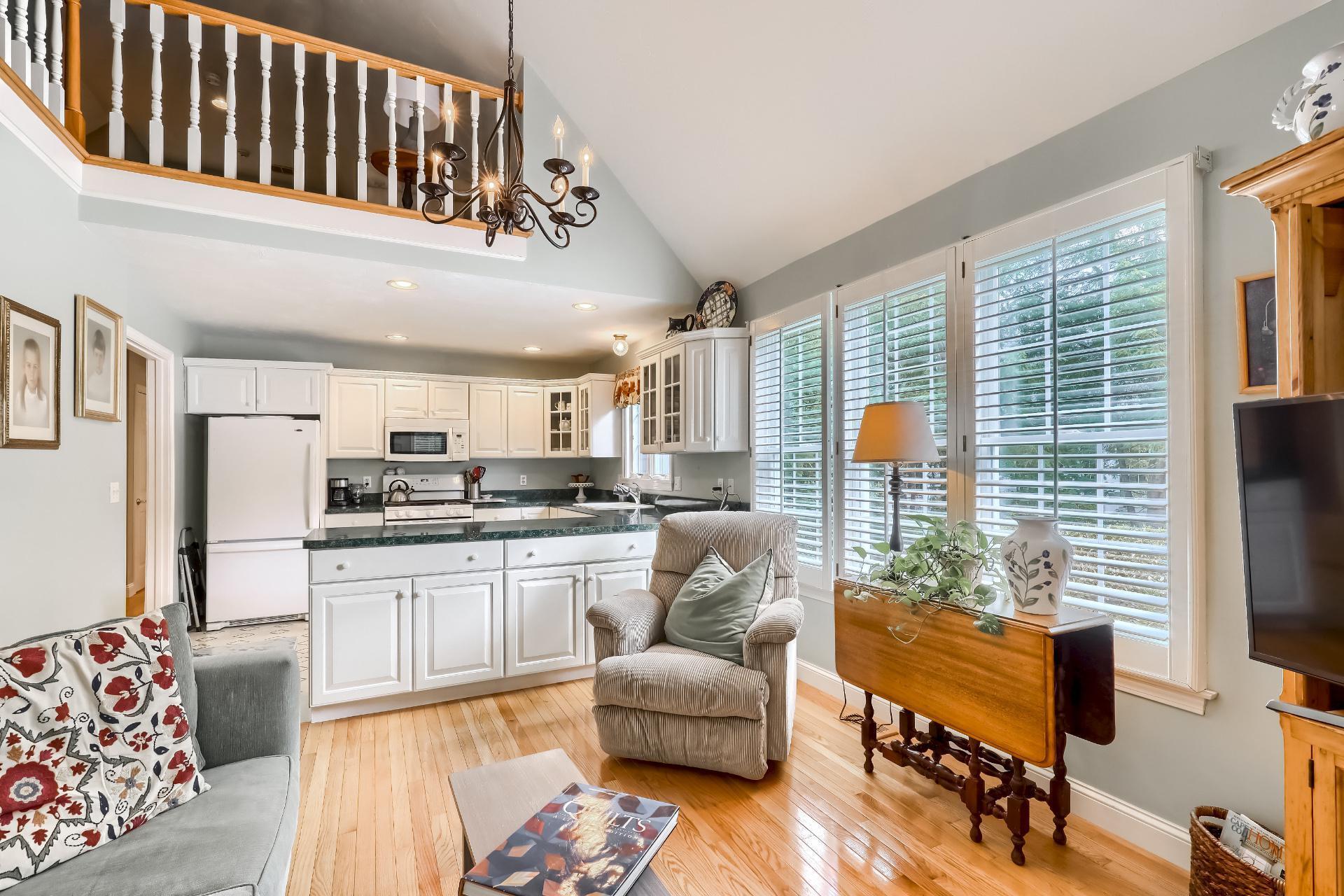 9 Darby Point Mashpee, MA 02649 - Photo 6 of 42 Family Room