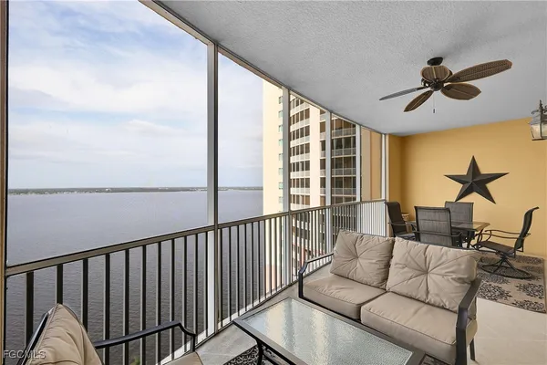$5,500 | 2743 First Street, Unit 1502, Fort Myers, FL 33916
