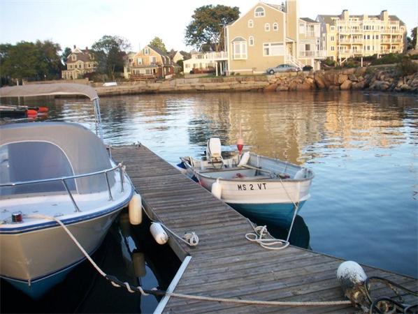 7 Rackliffe Street, Unit 2B Gloucester, MA 01930 - Photo 6 of 28 Gallery Image 6