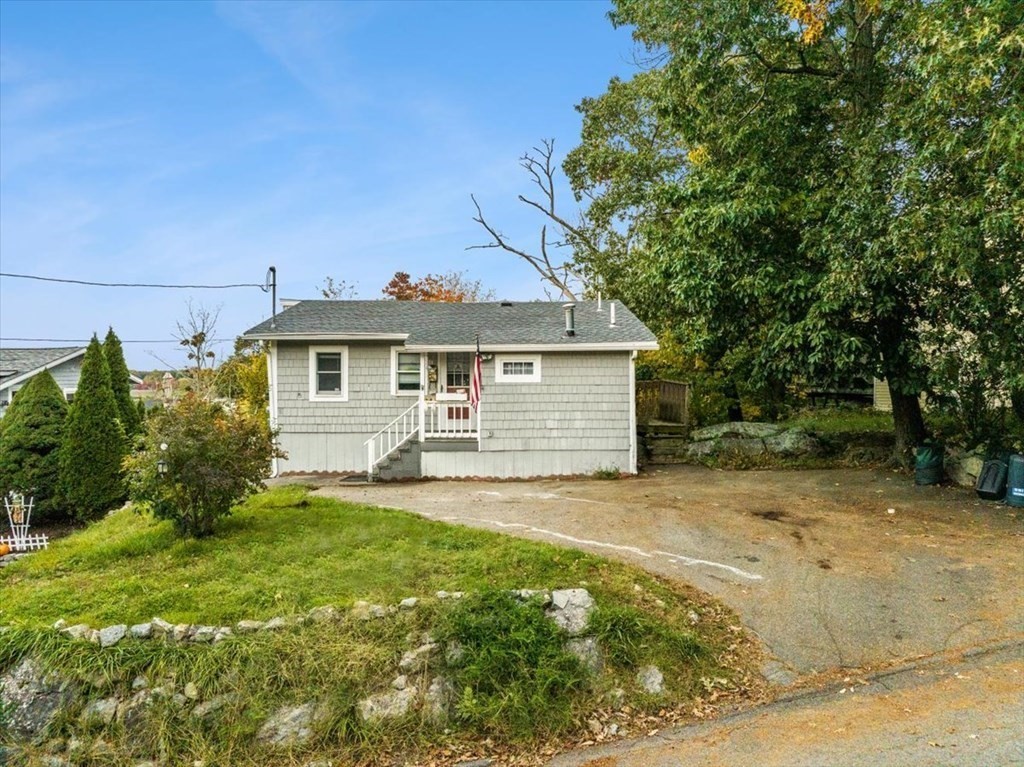 14 Overlook Road Weymouth, MA 02189 - Photo 2 of 24 Gallery Image 2