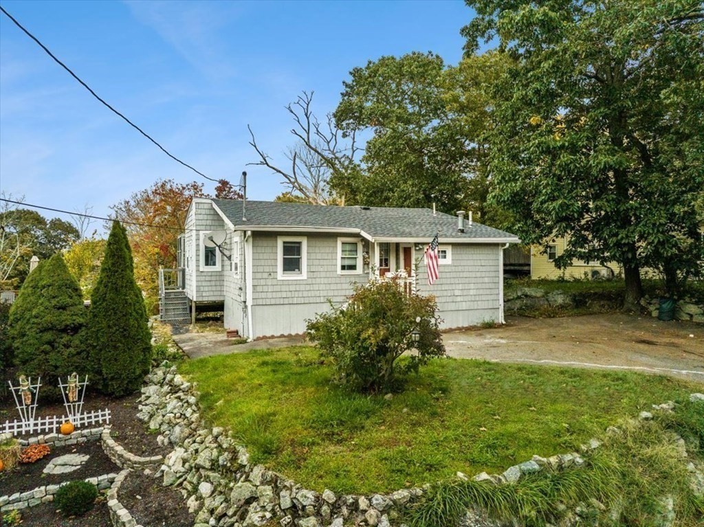 14 Overlook Road Weymouth, MA 02189 - Photo 4 of 24 Gallery Image 4