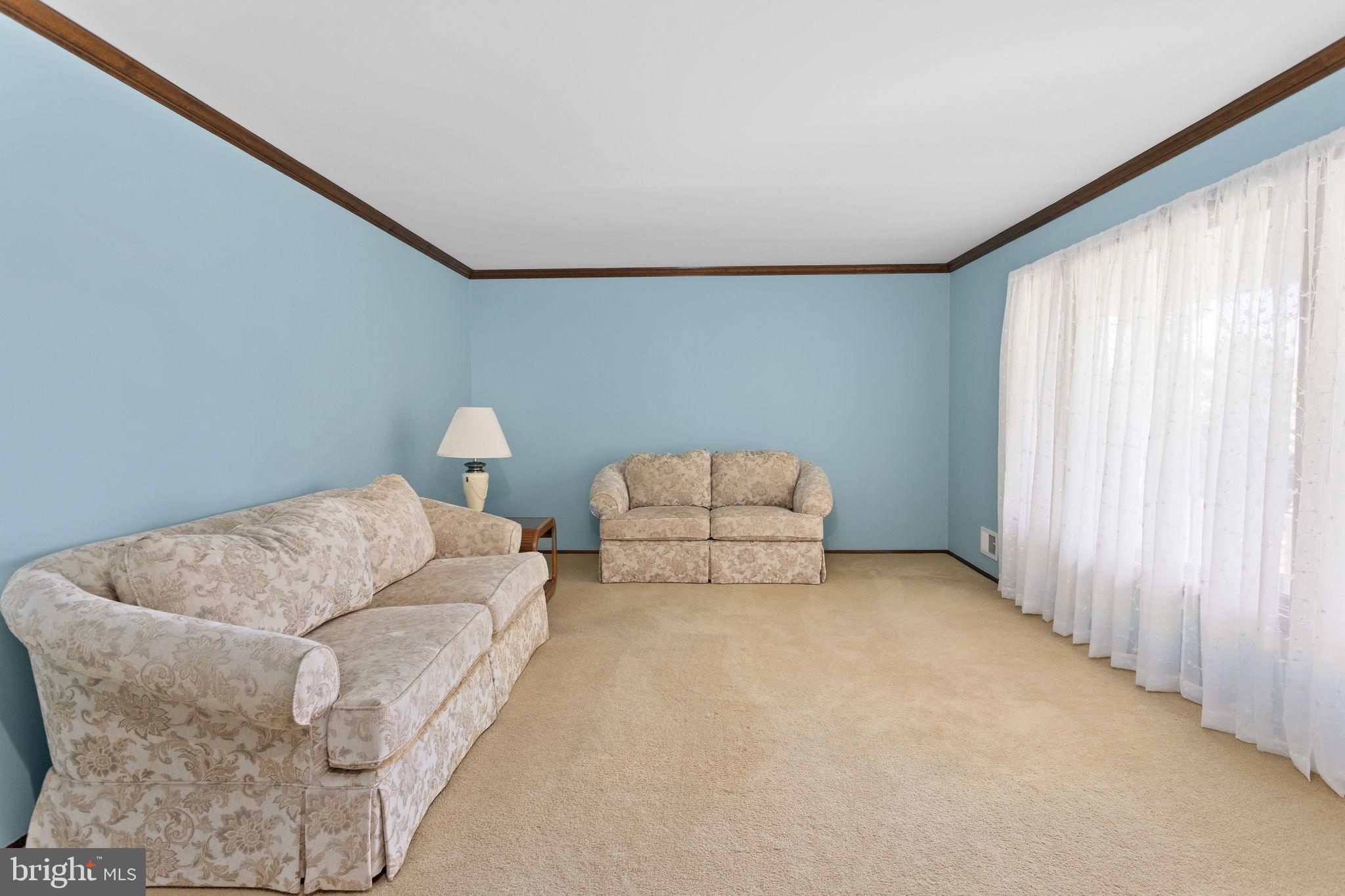 93 Peter Rafferty Drive Hamilton, NJ 08690 - Photo 6 of 55