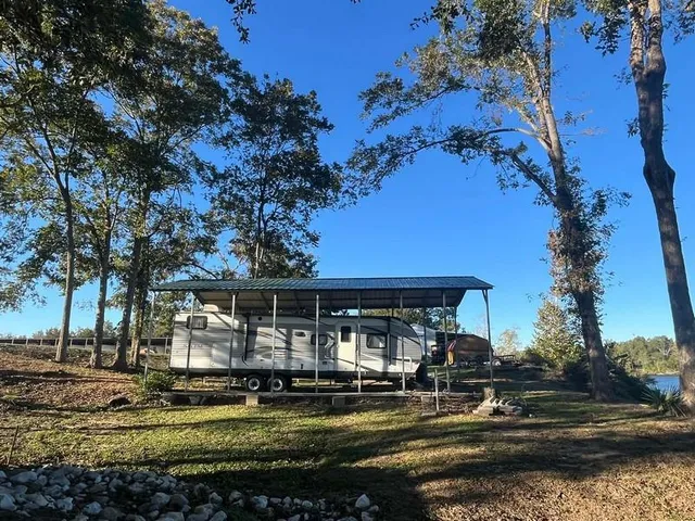 $258,000 | 2679 Parhams Road, Jonesville, LA 71343