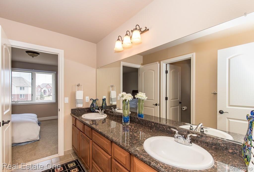 1463 Galena Rochester, MI 48306 - Photo 28 of 39 Galena MLS-W042.jpg