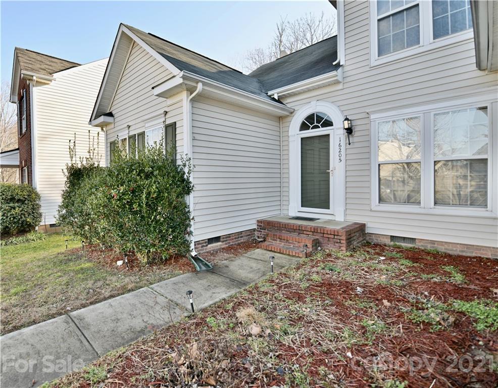 16205 Hayfield Road Charlotte, NC 28213 - Photo 3 of 33